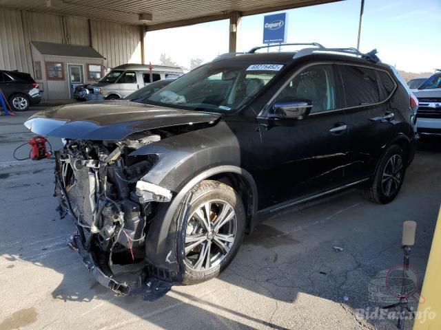 2017 NISSAN ROGUE