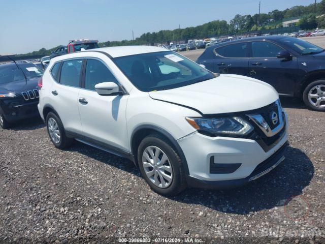 2017 NISSAN ROGUE
