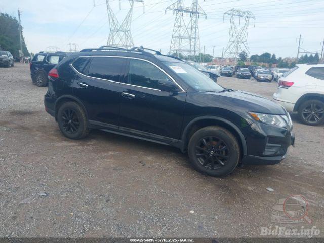 2017 NISSAN ROGUE