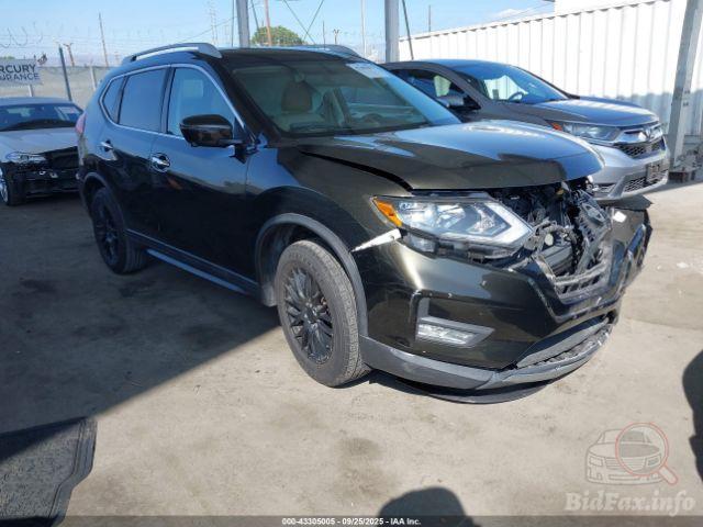 2017 NISSAN ROGUE