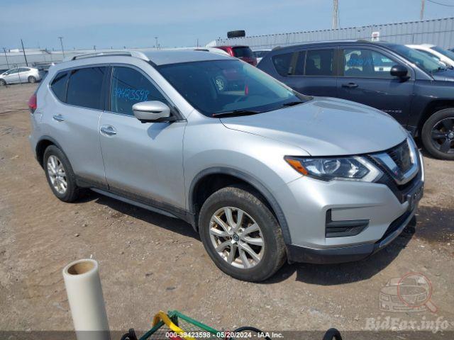 2017 NISSAN ROGUE
