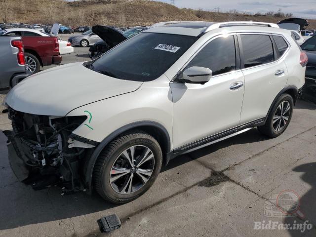 2017 NISSAN ROGUE