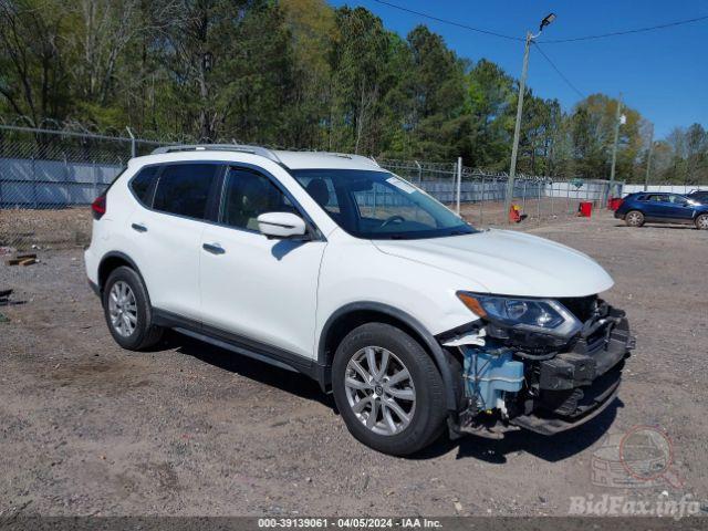 2017 NISSAN ROGUE