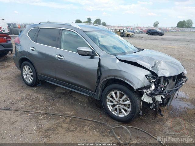 2017 NISSAN ROGUE