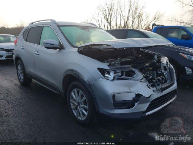 2020 Nissan Rogue