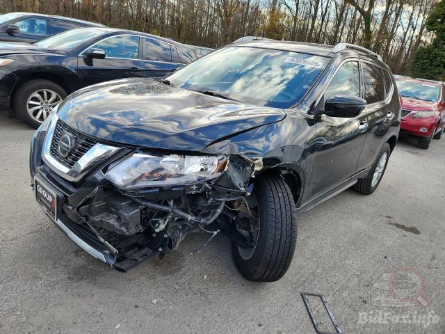 2017 NISSAN ROGUE